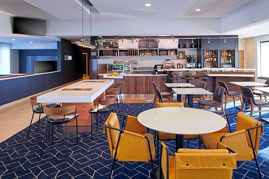 Courtyard by Marriott Chicago Lincolnshire