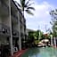 Cairns Holiday Lodge