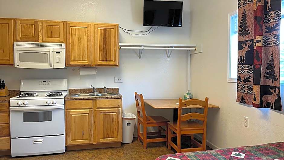 Denali Rainbow Village RV Park and Motel