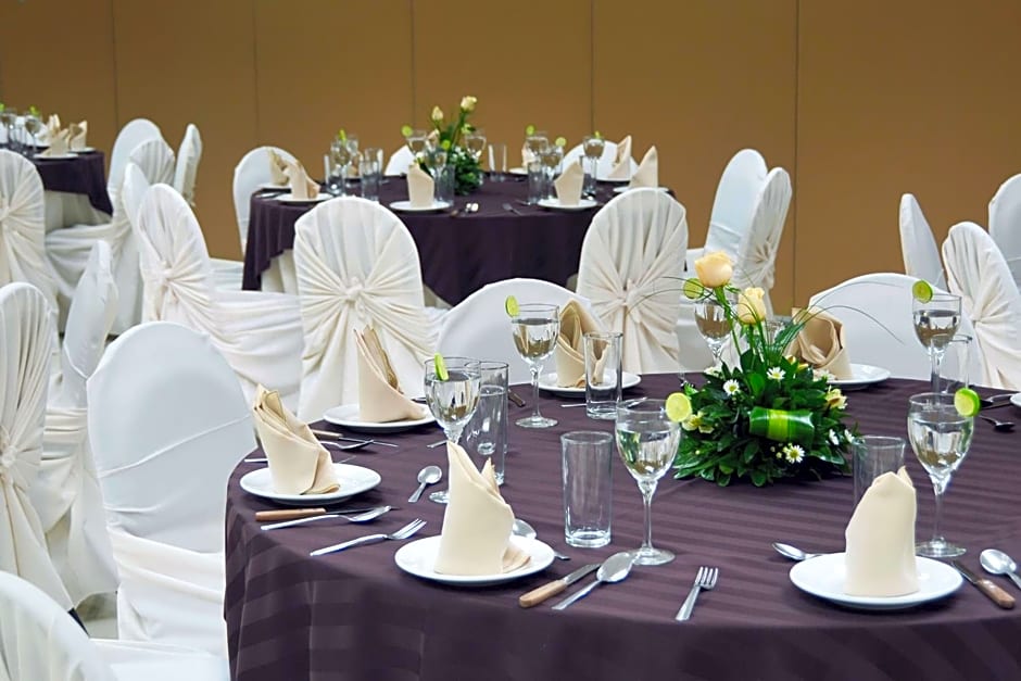 Best Western Plus Plaza Vizcaya