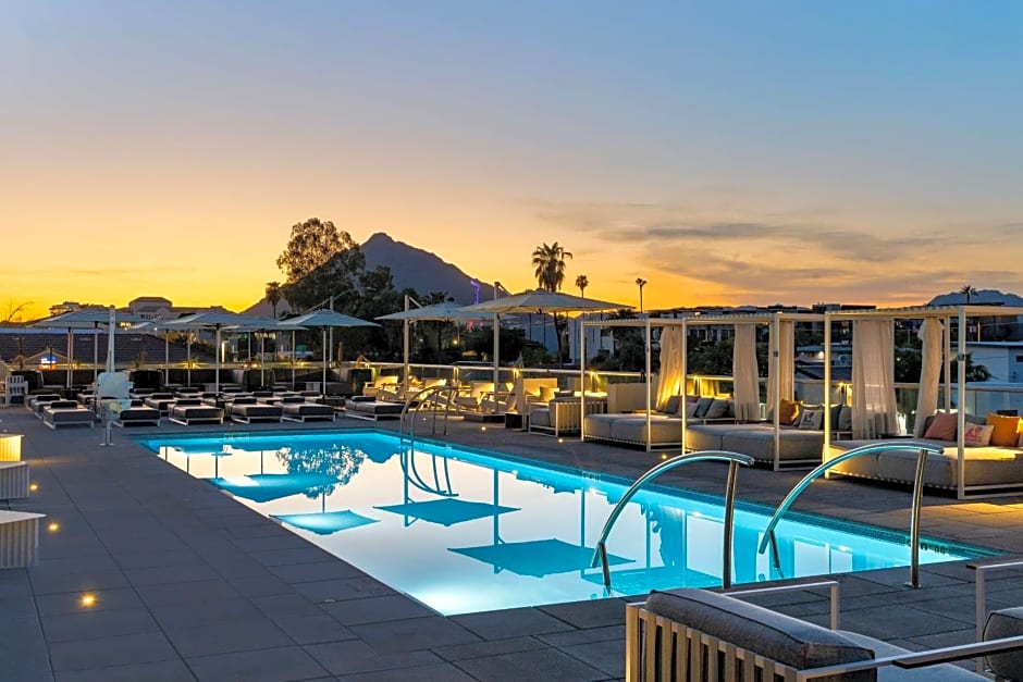Senna House Scottsdale, Curio Collection by Hilton