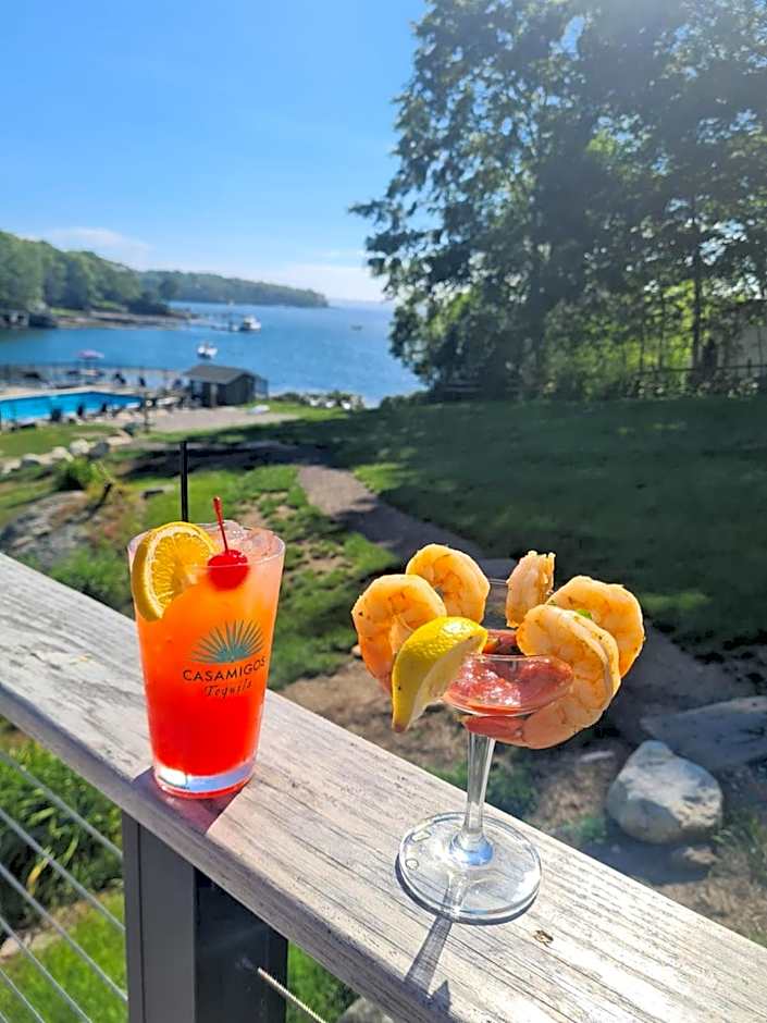 Smuggler's Cove Inn
