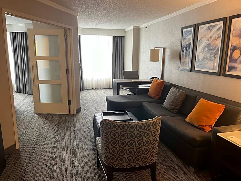Chicago Marriott Suites O'Hare