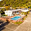 Averill Court Motel