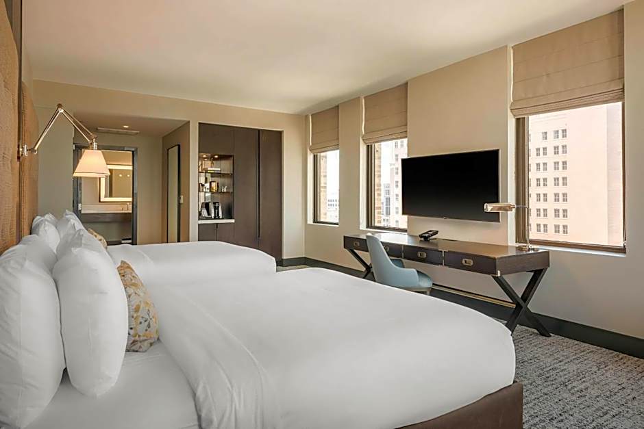 Cambria Hotel Houston Downtown Convention Center