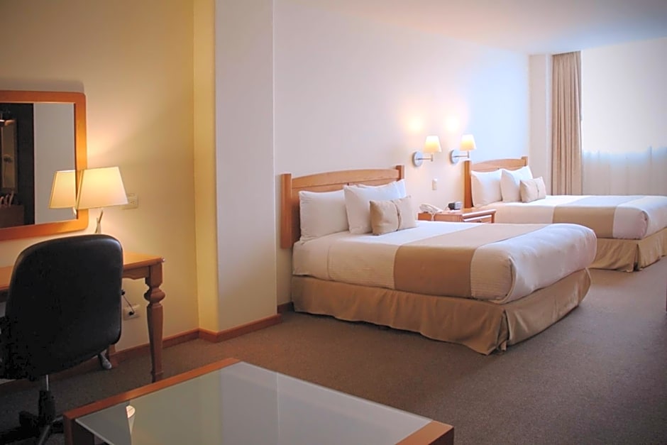 Best Western Plus Plaza Vizcaya