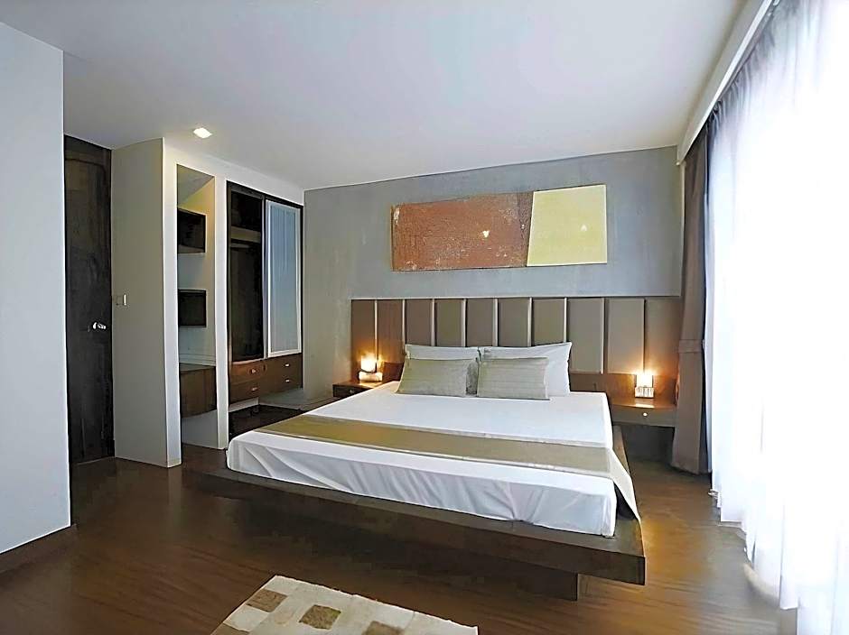 Collection O The Bangkok Cha Cha Suite