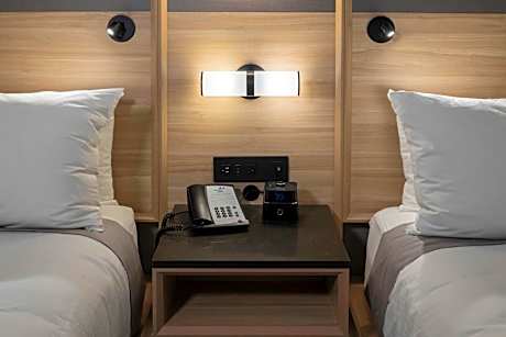 Two Queen Kitchenette