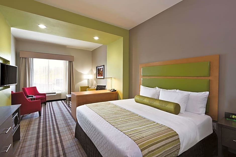 La Quinta Inn & Suites by Wyndham Paducah