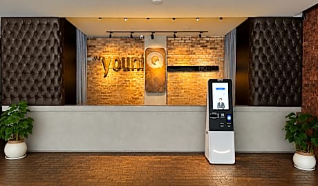 the youniQ Hotel, KLIA T1, KLIA T2