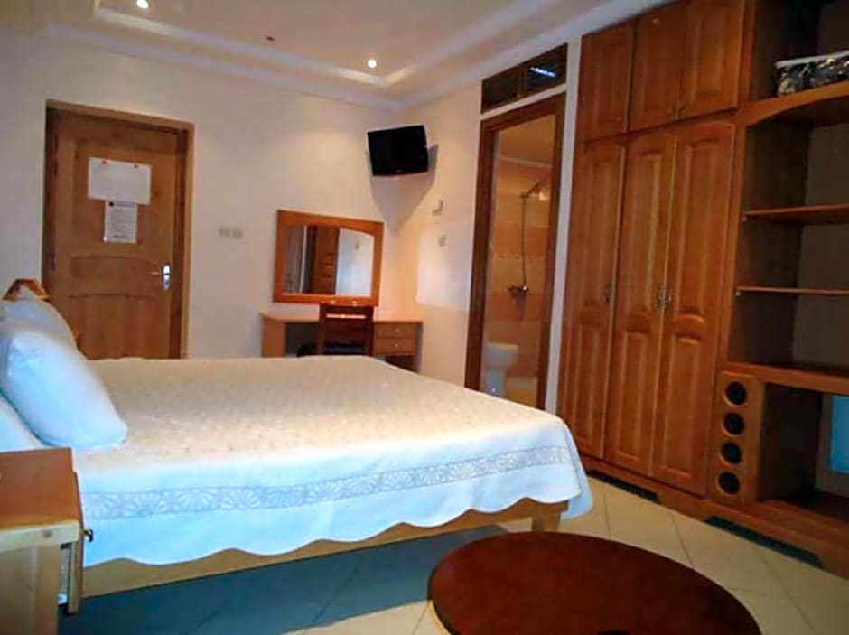 Brahmi Hotel