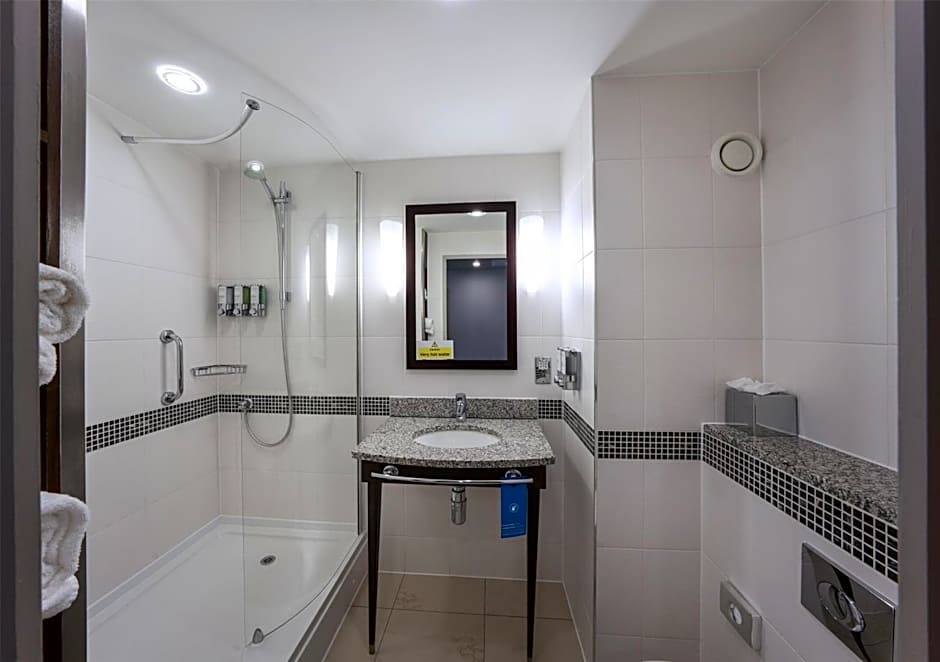 Hampton By Hilton Liverpool John Lennon Airport