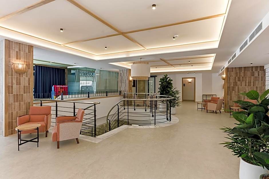 Aquasol Aparthotel