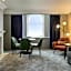 DoubleTree by Hilton Brighton Metropole