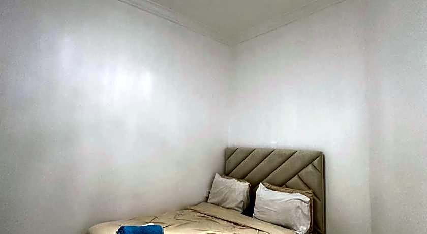 International-Abu Dhabi Hostel Villa