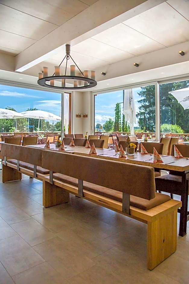 Land-gut-Hotel Landgasthof zur Rose