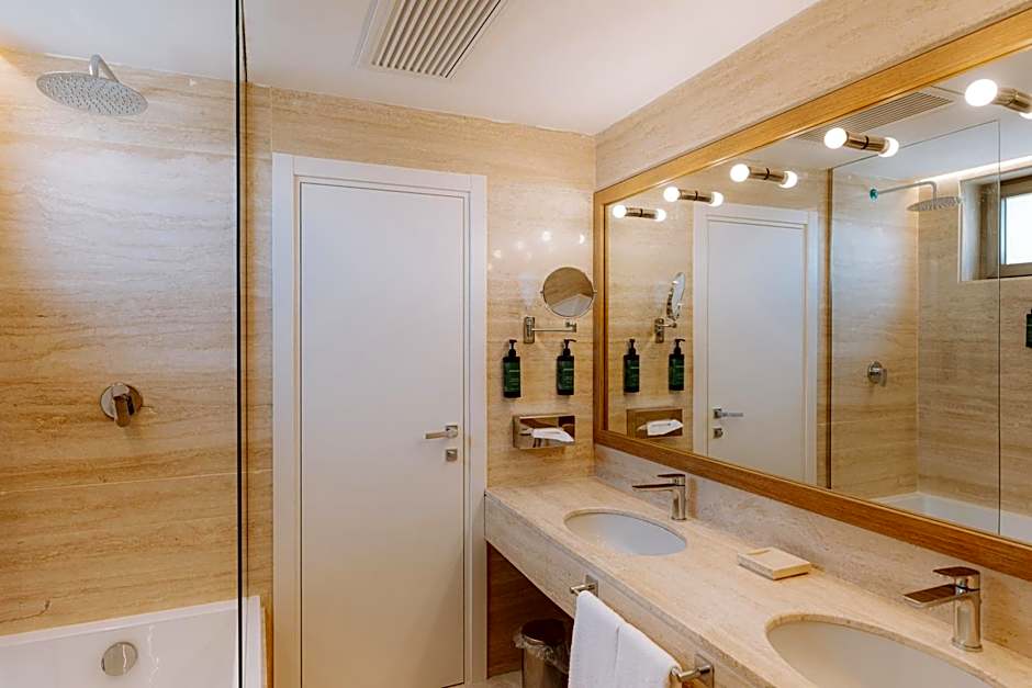 Movenpick Hotel Bari
