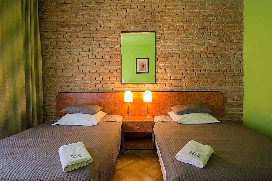Finger Guest Rooms