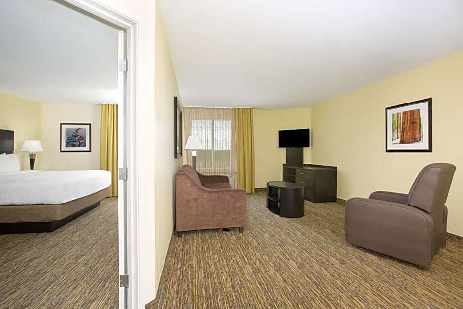 Candlewood Suites Longmont - Boulder Area By IHG