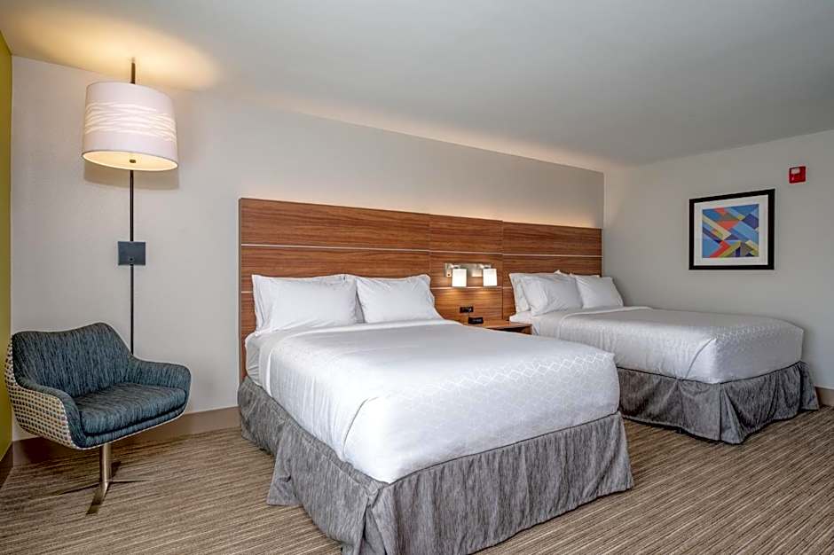 Holiday Inn Express Hotel & Suites Thornburg-S. Fredericksburg By IHG