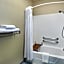 Holiday Inn Express Hotel & Suites Chicago-Libertyville By IHG