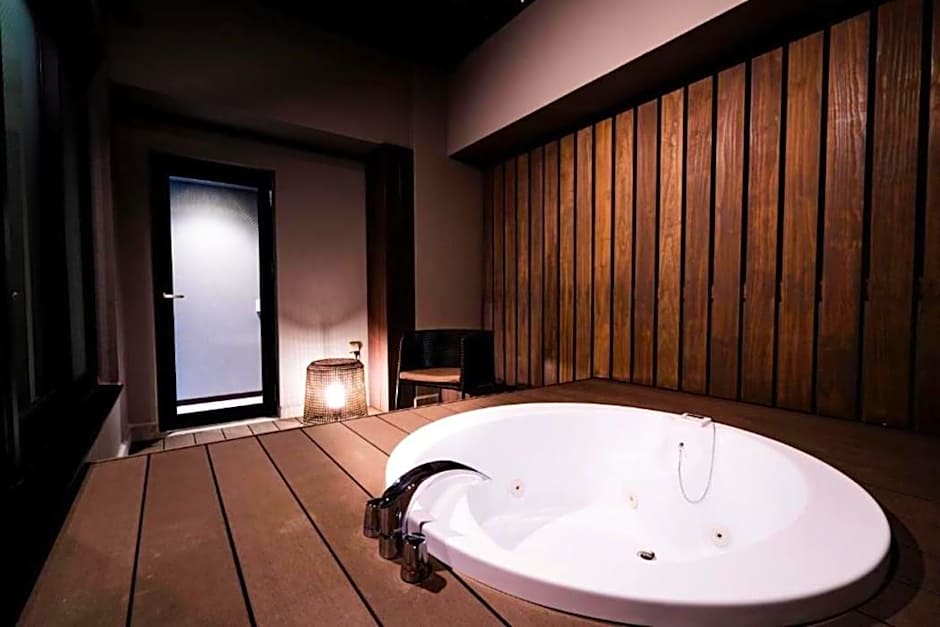 Randor Hotel Namba Osaka Suites