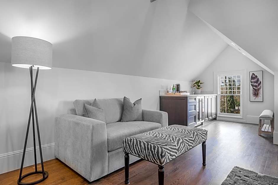 The George - Luxury Boutique Inn
