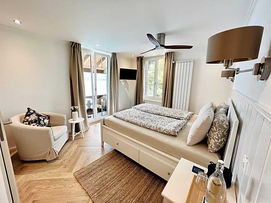 Boutique Hotel Niesenblick - direkt am Thunersee gelegen mit SELF CHECK IN & digitaler Rezeption