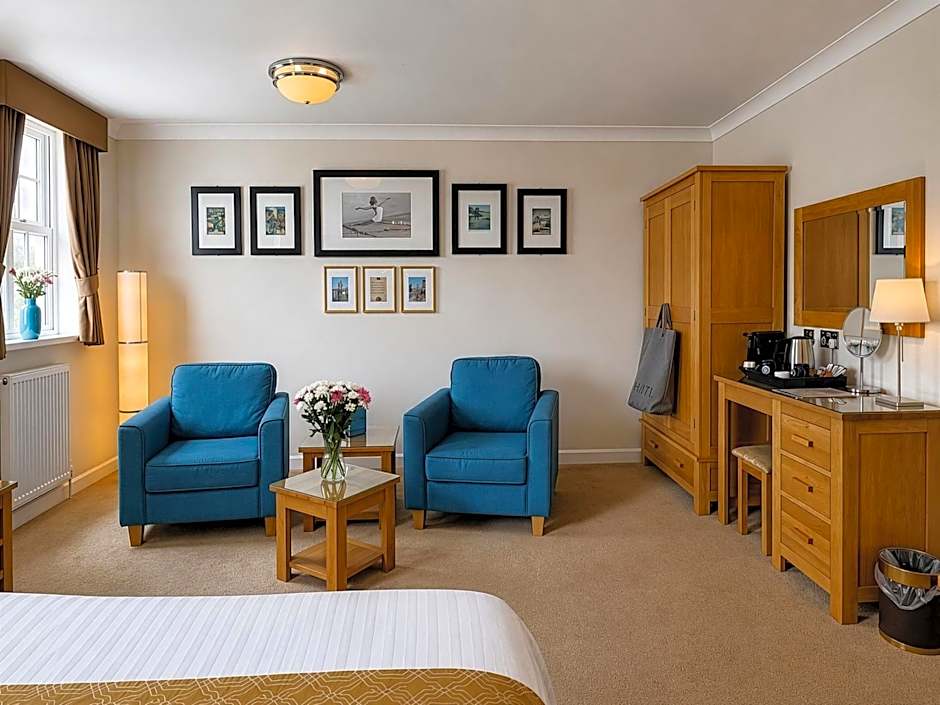 Riviera Lodge Hotel
