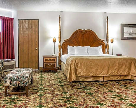 King Room with Spa Bath