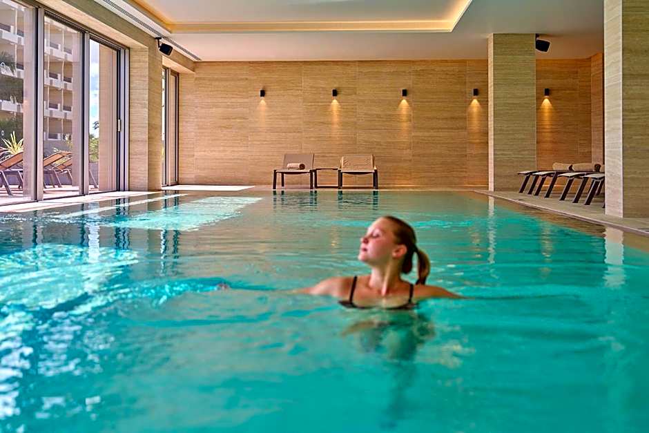 PortoBay Falesia