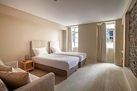 Suite-Suite-Ensuite with Shower