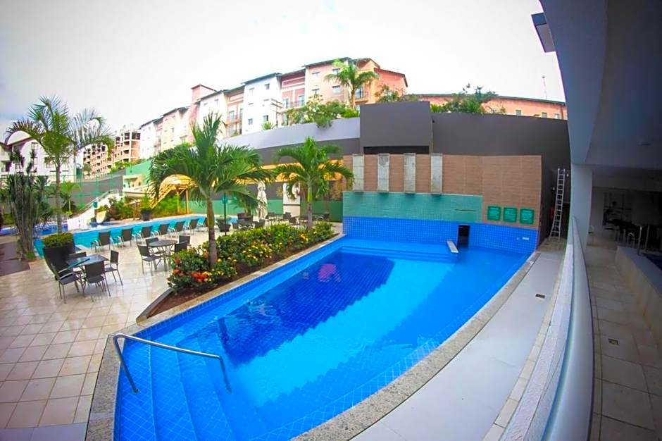 Apto com 3 Suítes, linda vista e ótima área de lazer - até 10 pessoas