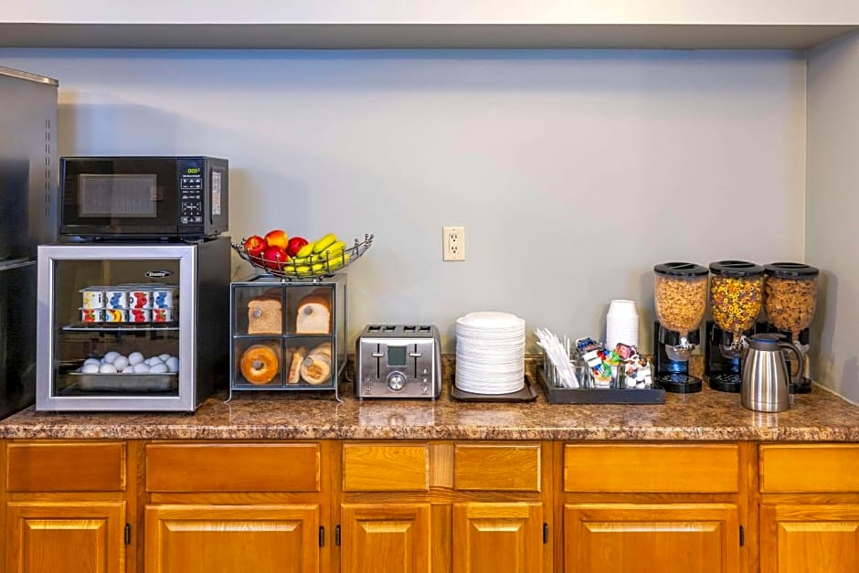 Econo Lodge Miramichi