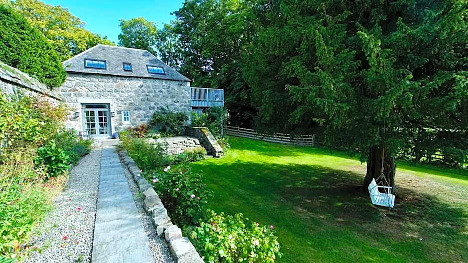 The Lodges @ Barra Castle