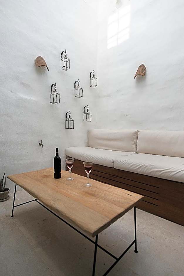 S'Hotelet d'es Born - Suites & SPA