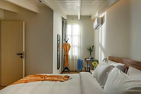 Deluxe Apartment with Outdoor Hot Tub