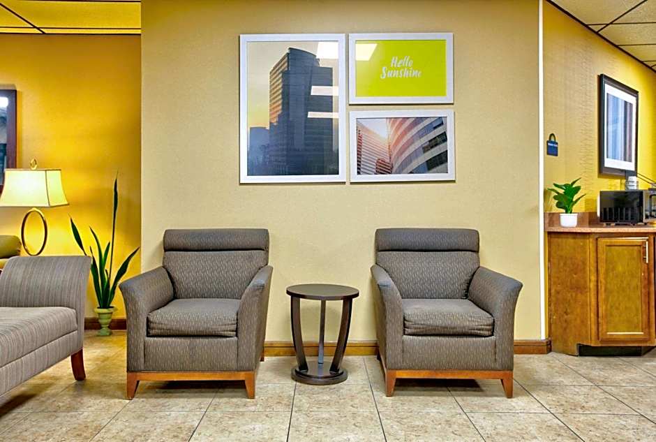 Days Inn by Wyndham Batesville