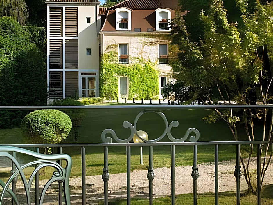 Chateau des Reynats