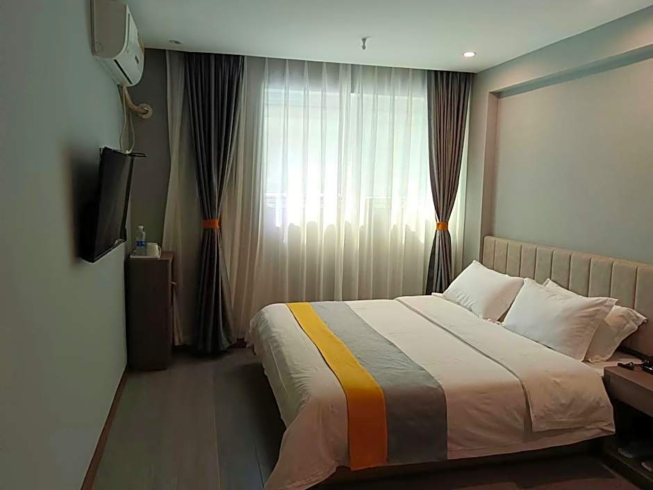 7 Days Inn Chongqing Pengshui Peng Penghu Huayuan