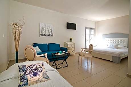 Family Room with Side Sea View