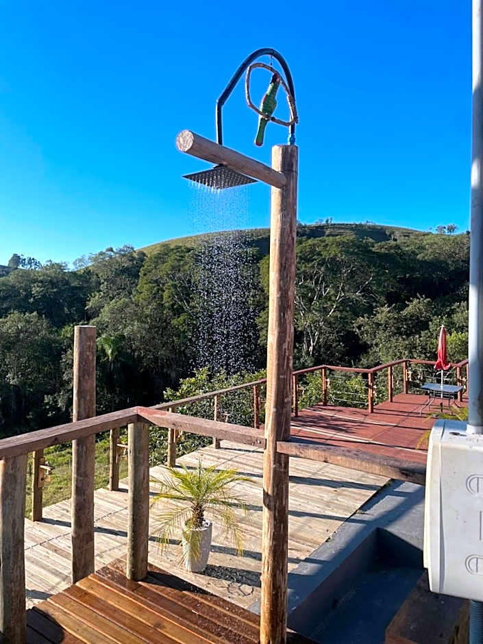 Recanto da Alegria - Casa em Cunha com Jacuzzi,Piscina,Rede,Churrasqueira,Lareira,Deck, Banco de coração