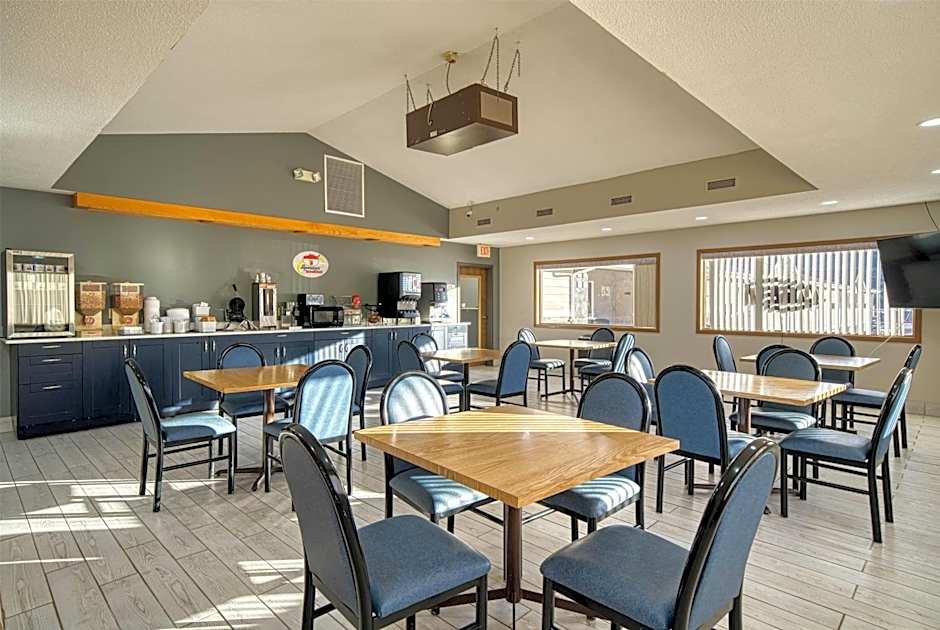 Super 8 by Wyndham Hot Springs