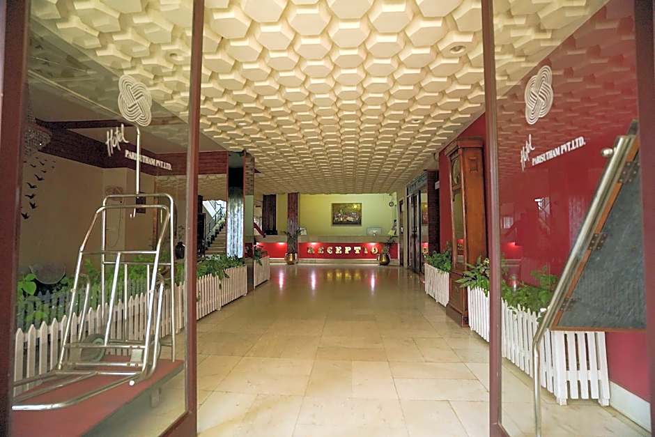 Hotel Parisutham Tanjore
