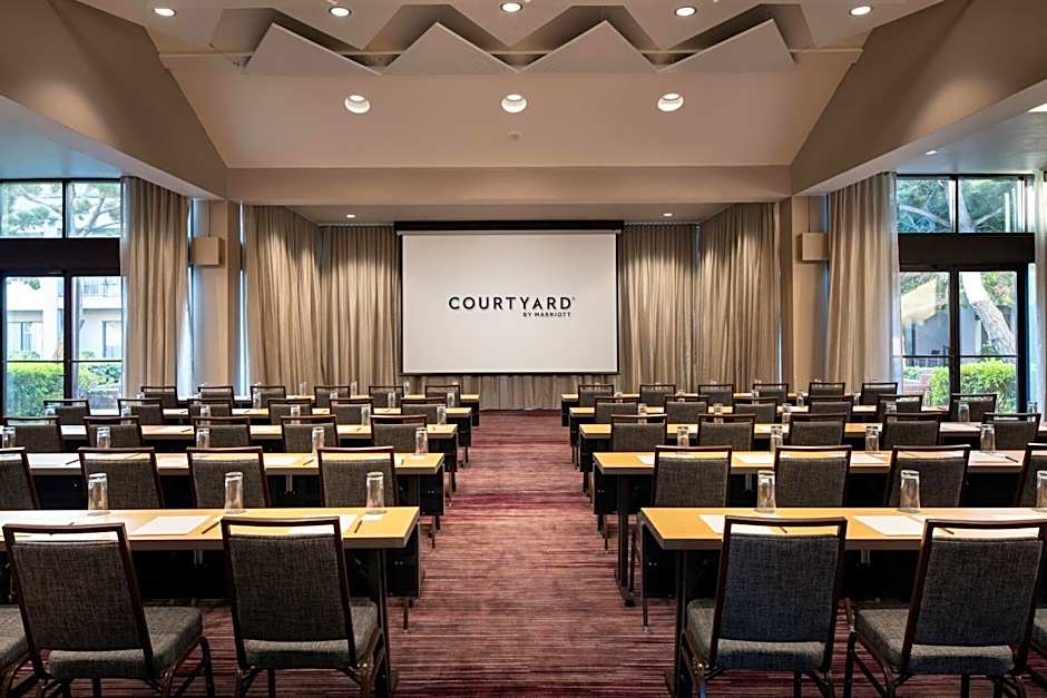 Courtyard by Marriott San Francisco Airport