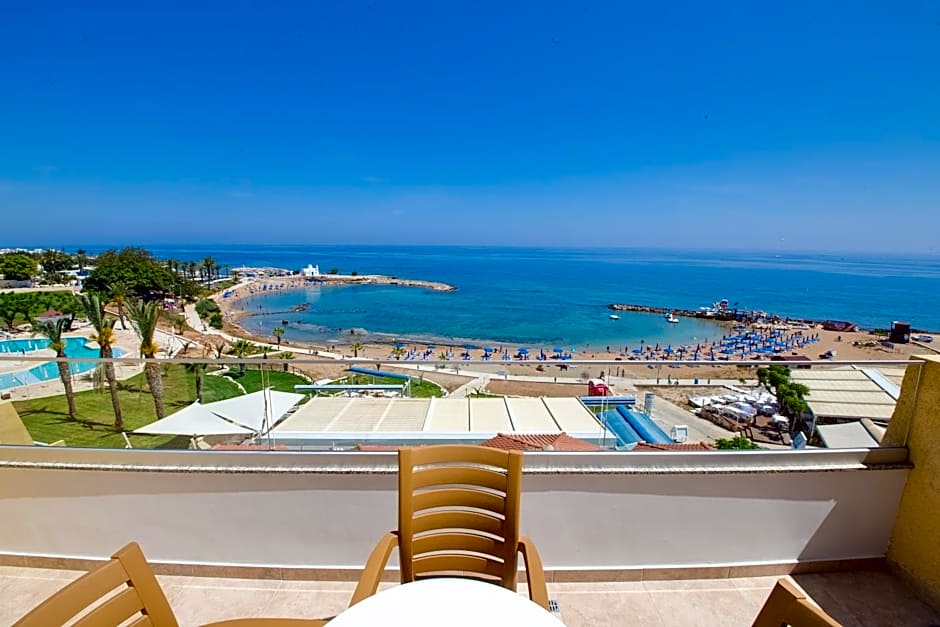 MyroAndrou Beach Hotel Apartments