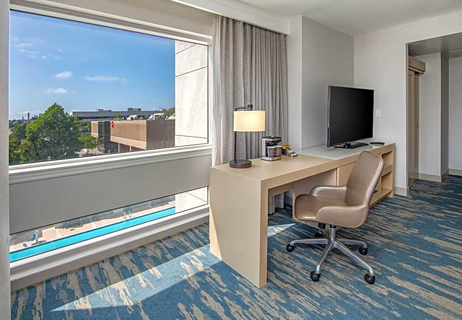 DoubleTree by Hilton LAX - El Segundo