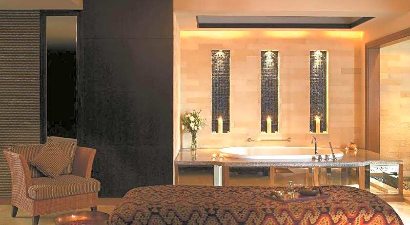 Shangri-la Hotel Surabaya