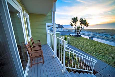 Inn of the Four Winds Seaside Oceanfront