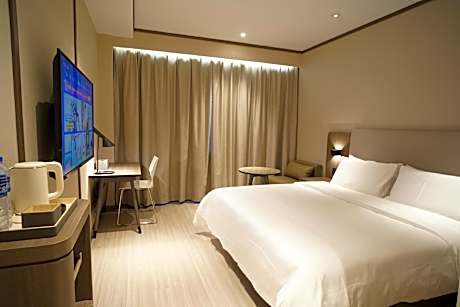Huazhu - Superior BedRoom